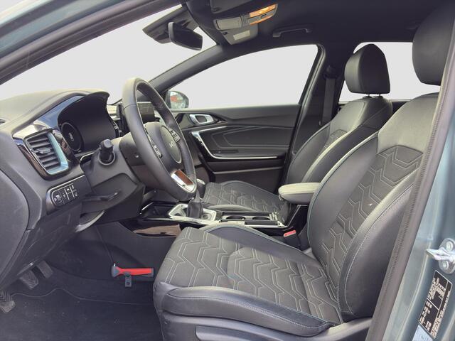 KIA CEE D Ceed Sportswagon 1.0 T-GDi MHEV Design Edition Automaat Stoel- en Stuurverwarming | Cruise Control | Climate Control | Elektr. Achterklep | JBL | Draadloos Opladen |