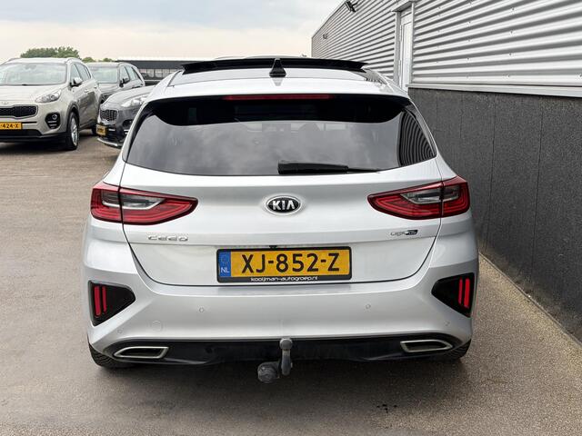 KIA CEE D Ceed 1.0 T-GDi GT-Line Schuif/kanteldak, Trekhaak, Stoel- & Stuurwiel verwarmd, Smart Key, Climate control,