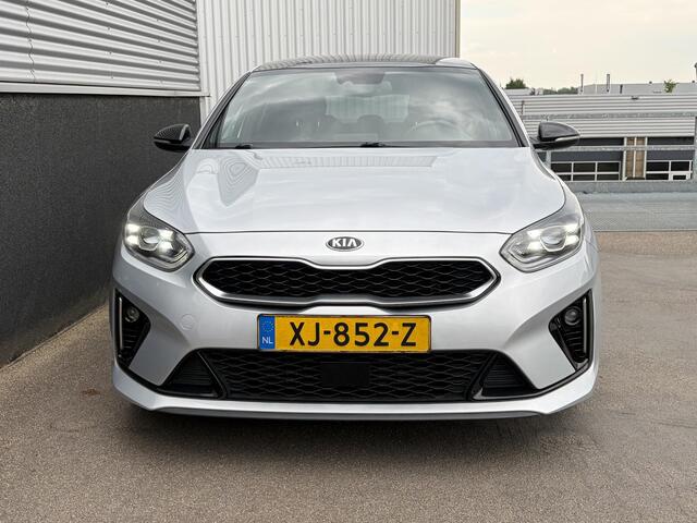 KIA CEE D Ceed 1.0 T-GDi GT-Line Schuif/kanteldak, Trekhaak, Stoel- & Stuurwiel verwarmd, Smart Key, Climate control,