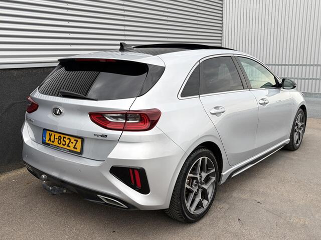 KIA CEE D Ceed 1.0 T-GDi GT-Line Schuif/kanteldak, Trekhaak, Stoel- & Stuurwiel verwarmd, Smart Key, Climate control,