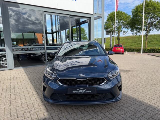 KIA CEE D 1.0T-GDI DYNAMIC LINE NAVI AIRCI/ECC PDC