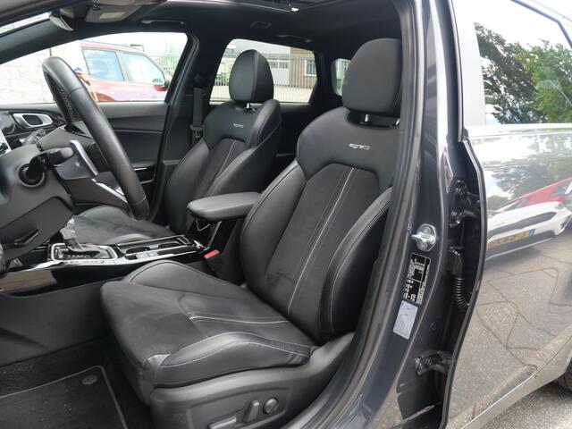 KIA CEE D Ceed Sportswagon 1.5 T-GDi GT-PlusLine | Trekhaak | Schuif/Kantel dak | Stoel/stuurverwarming | Dode Hoek |