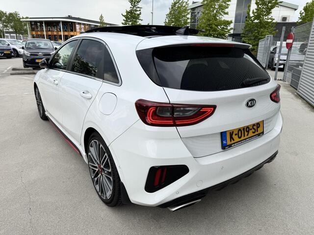 KIA CEE D Ceed 1.6 T-GDi GT Panoramadak | Automaat
