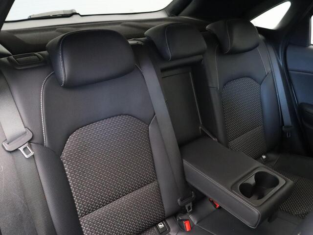 KIA CEE D Ceed 1.0 T-GDi DynamicPlusLine | Trekhaak | autohold functie | stuur - en stoelverwarming | camera achter |