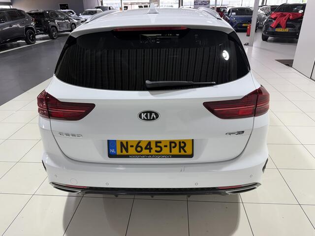 KIA CEE D Ceed SW 1.5 T-GDi MHEV GT-Line Edition AUTOMAAT, Stoel en Stuur verwarming, Apple Carplay/Android Auto, Navigatie, Camera.