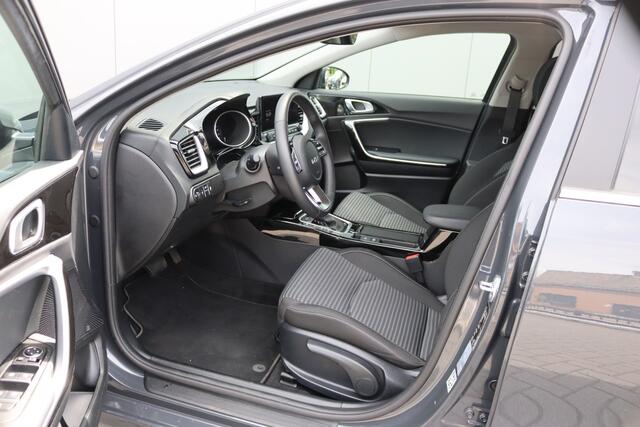 KIA CEE D Ceed Sportswagon 1.5 T-GDi 140PK MHEV Automaat DynamicPlusline 11-2025!/Navigatie/Adapt.-cruise/Keyfree/Winter-pack