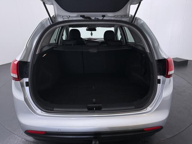 KIA CEE D cee'd Sportswagon 1.6 GDI DynamicLine | Trekhaak | Camera | Navi | Clima |