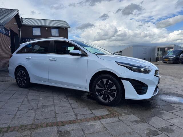 KIA CEE D Ceed Sportswagon 1.6 GDI PHEV DynamicLine 1ste Eigenaar Carplay | Camera | Cruise | Keyless