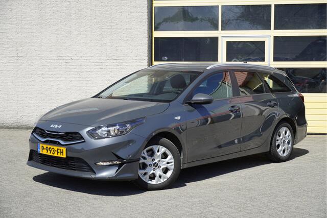 KIA CEE D Ceed Sportswagon 1.0 T-GDi ComfortLine BJ2022 Lmv 16" | Led | Achteruitrijcamera | App-Connect | Climate control | Cruise control | Getint glas