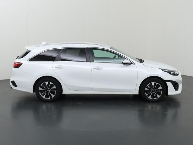 KIA CEE D Ceed Sportswagon 1.6 GDI PHEV DynamicPlusLine | Trekhaak | Stoel/Stuurwielverwarming | Dodehoek Detectie | Keyless Go | Elektrische Achterklep | Climate Control |