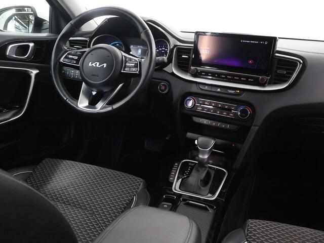 KIA CEE D Ceed Sportswagon 1.6 GDI PHEV DynamicPlusLine | Trekhaak | Stoel/Stuurwielverwarming | Dodehoek Detectie | Keyless Go | Elektrische Achterklep | Climate Control |