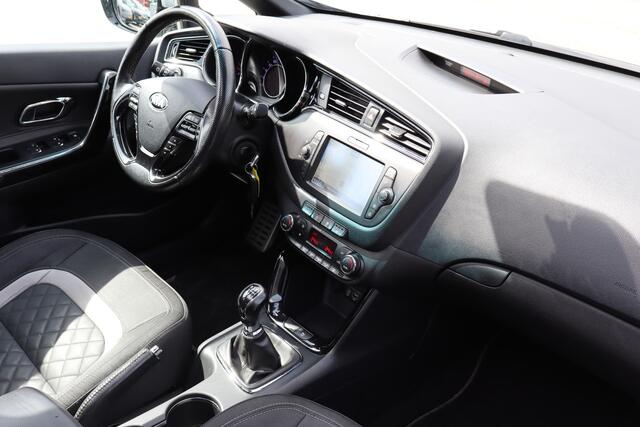KIA CEE D cee'd Sportswagon 1.0 T-GDi GT-Line Summer Edition Panoramadak! NAP/Apple carplay/Trekhaak/Stoelverwarming/Stuurverwarming/Cruise control/Climate control/Navigatie/Bluetooth