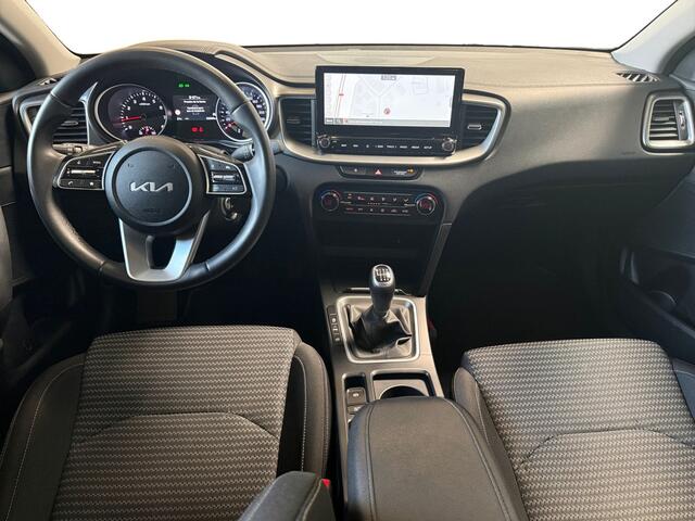 KIA CEE D Ceed Sportswagon 1.5 T-GDi DynamicLine I Navi I Carplay I Camera