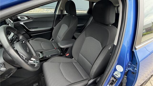 KIA CEE D Ceed Sportswagon 1.6 GDI PHEV DynamicPlusLine Cruise Control adaptief / Camera / DAB