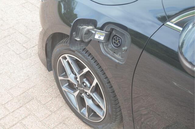 KIA CEE D CEED 1,6 GDI trekhaak 12 mnd. gar. PHEV