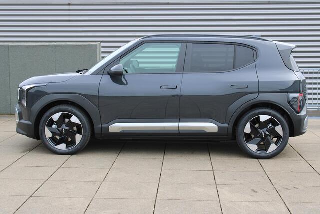 KIA EV2 Plus Advanced 42.2 kWh 4p. DEMO Edition Schuifdak / Camera / Navi / 230V aansluiting