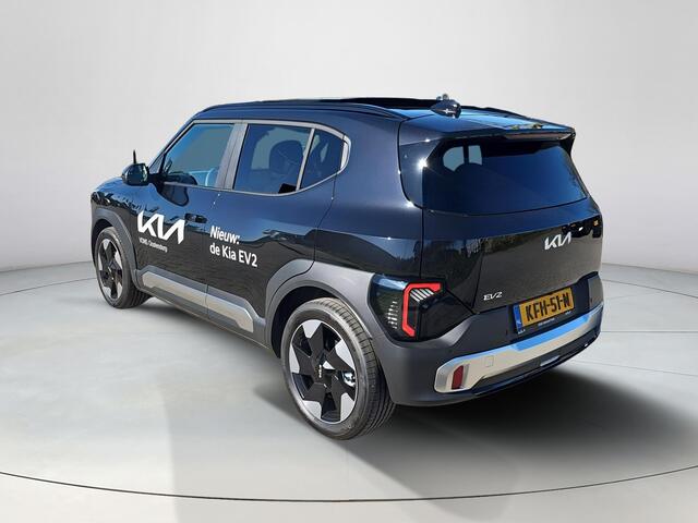 KIA EV2 Demo Edition 42.2 kWh | Schuifdak | 18 inch | Elektr. Stoel