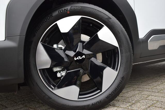 KIA EV2 Plus 42.2 kWh | Direct Leverbaar | Stuur + Stoelverwarming | Navigatie | Tot 10 Jr. Kia-Garantie |