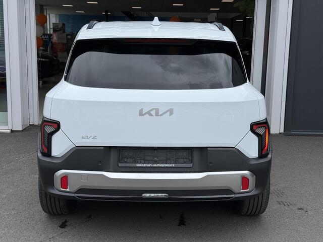 KIA EV2 Plus 42.2 kWh Direct uit Voorraad leverbaar | Actieprijs ¤. 29,890,= rijklaar inclusief inruilactie | Achteruitrijcamera |Stuurverwarming | Dodehoeksensor