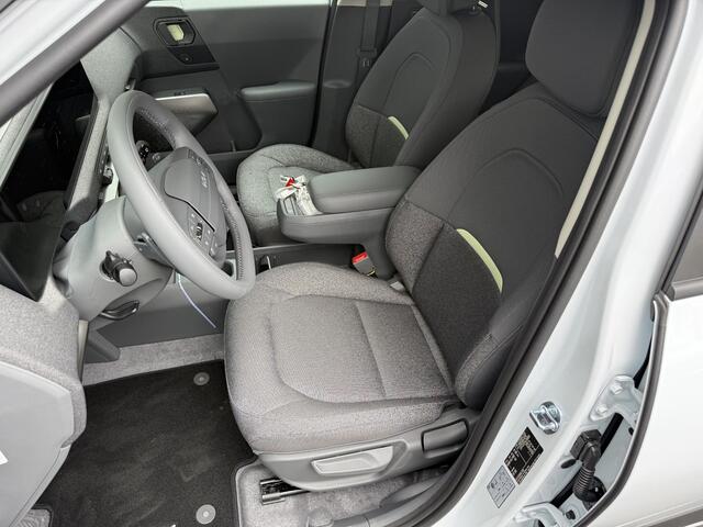KIA EV2 Plus 42.2 kWh Direct uit Voorraad leverbaar | Actieprijs ¤. 29,890,= rijklaar inclusief inruilactie | Achteruitrijcamera |Stuurverwarming | Dodehoeksensor