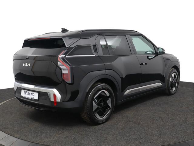 KIA EV3 Plus 81.4 kWh Stoel-/stuurverwarming - Privacyglass - Draadloze oplader smartphone - Navigatie - Achteruitrijcamera Fabrieksgarantie tot 2032