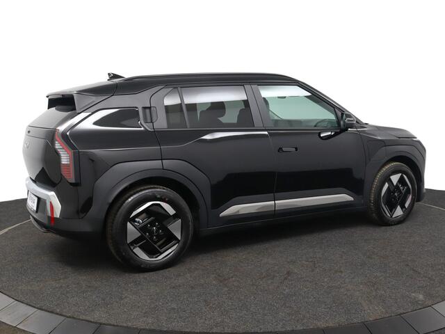 KIA EV3 Plus 81.4 kWh Stoel-/stuurverwarming - Privacyglass - Draadloze oplader smartphone - Navigatie - Achteruitrijcamera Fabrieksgarantie tot 2032