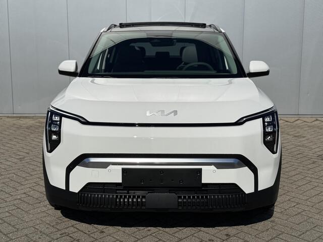 KIA EV3 Plus Advanced 58.3 kWh Snel leverbaar | Schuif/kanteldak | Harman Kardon | Camera | Keyless