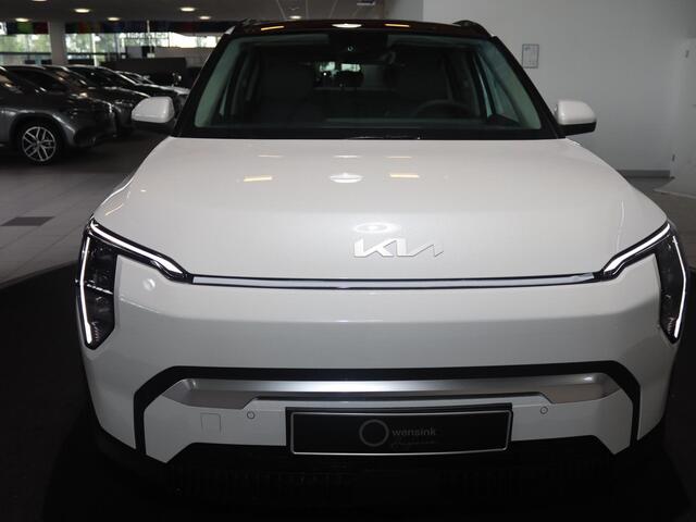 KIA EV3 Plus Advanced 81.4 kWh Snel leverbaar| Schuif/kanteldak | Harman Kardon | Camera | Keyless