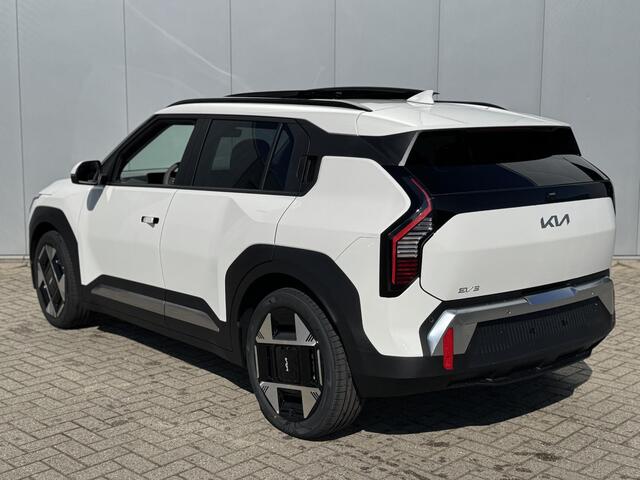 KIA EV3 Plus Advanced 81.4 kWh Snel leverbaar | Harman Kardon | Schuif/kantel dak | Stoelverwarming | Camera