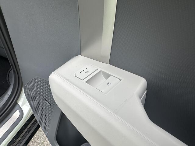 KIA EV3 GT-Line 81.4 kWh | Panoramaschuifdak | Harman Kardon | LED-koplampen | Verwarmbare achterbank | Ambient lighting |