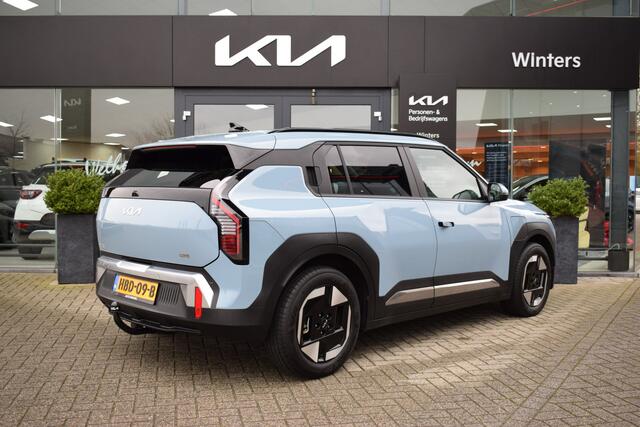 KIA EV3 PLUS 58.3 kWh | Adaptieve Cruise Control | Navigatie | Camera | Stoel+StuurVerwarming | Trekhaak | Tot 10Jr. Kia-Garantie