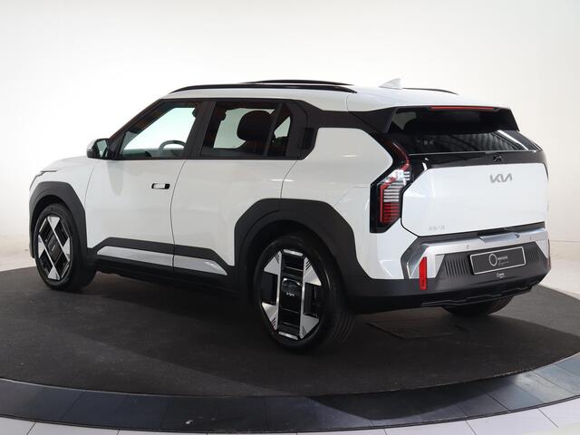 KIA EV3 Plus Advanced 58.3 kWh | Panoramaschuifdak | 19" velgen | Harman Kardon | Privacy Glass | Stoel- en stuurwielverwarming |
