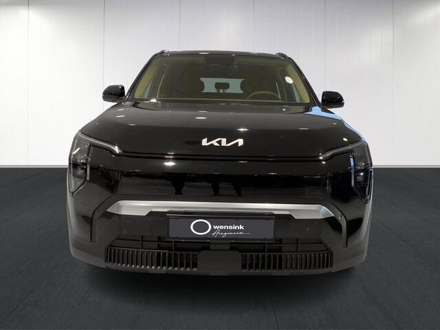 KIA EV3 Plus 58.3 kWh | Parkeersensoren Voor + Achter | Camera | Adaptive Cruise | Keyless | DAB+ | Apple Carplay/ Android Auto