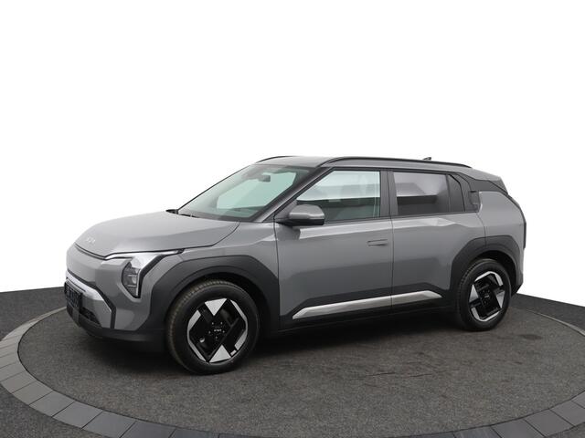 KIA EV3 Plus 81.4 kWh - Prijs incl. inruilpremie - Stoel-/stuurverwarming - Privacy Glass - Navigatie - Fabrieksgarantie tot 02-2033