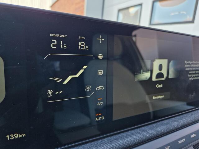 KIA EV3 GT-PlusLine 81.4 kWh | Dodehoek Camera | Stoelventilatie | HUD | 360 Camera |