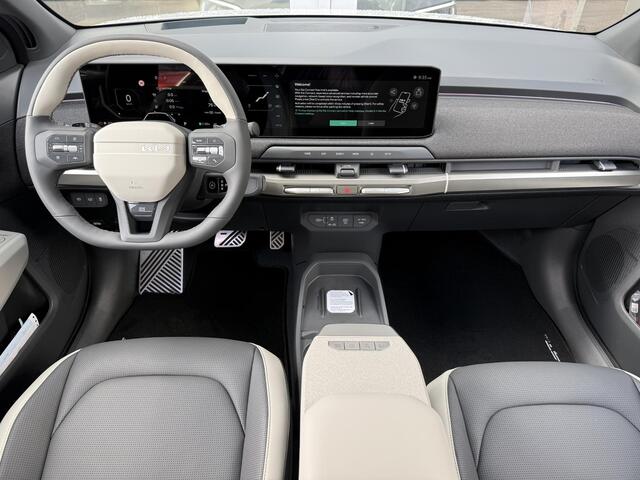 KIA EV3 GT-PlusLine 81.4 kWh | Direct leverbaar | Actieprijs incl. lopende Kia inruilpremie | Schuif/kantel dak | Stoelverwarming/ventilatie | Elektrische voorstoel(en) | Elektrische achterklep |