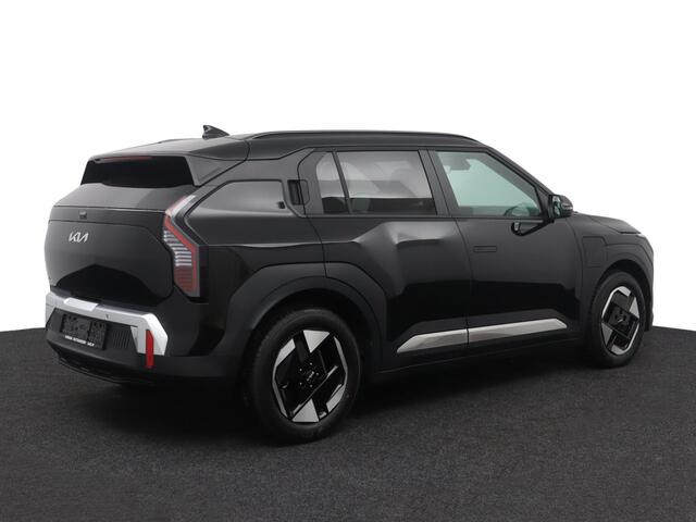 KIA EV3 Plus 81.4 kWh - Prijs incl. ¤3.000,- inruilpremie - Stoel/Stuur Verwarming - Climate Control - Draadloze oplader - Navigatie - Fabrieksgarantie tot 06-2033