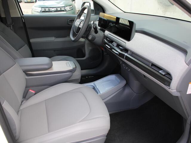 KIA EV3 Plus Advanced 81.4 kWh | STOEL EN STUURVERWARMING | 19 INCH LMV | DODEHOEK DETECTIE |