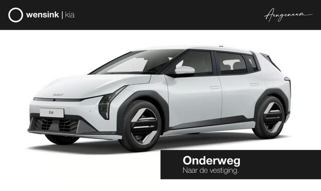 KIA EV4 Air 81.4 kWh | Achteruitrijcamera | Dual zone climate control | Navigatie | Parkeersensoren | Stoelverwarming |