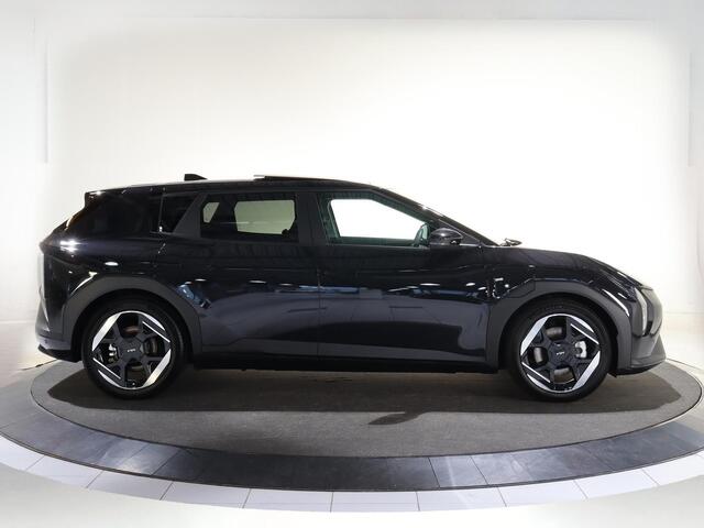 KIA EV4 Plus Advanced 81.4 kWh | Panoramaschuifdak | Verwarmbare achterbank | Harman Kardon | Privacy glass | Dodehoekassistentie |
