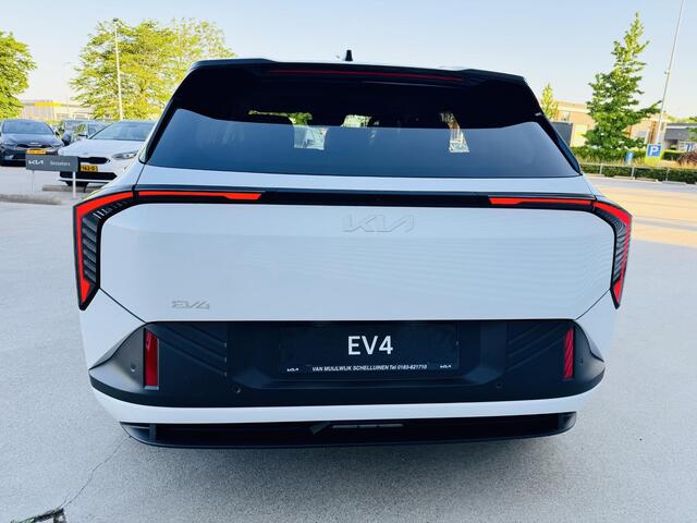 KIA EV4 Plus Advanced 58.3 kWh Voordeelauto ! Vlot rijden ! 02-04-2026 Geregistreerd !