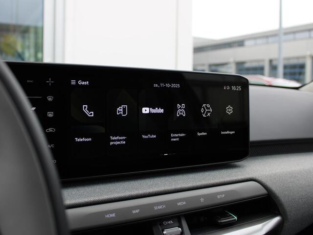 KIA EV4 Plus Advanced 58.3 kWh | DIRECT LEVERBAAR | Schuifkanteldak | Navigatie | Stoel en stuurverwarming | H&K | Elektrische achterklep