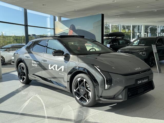KIA EV4 Fastback GT-PlusLine 81.4 kWh DEMO | Schuif/kanteldak | 360 Camera | Head-up display | Stoelventilatie