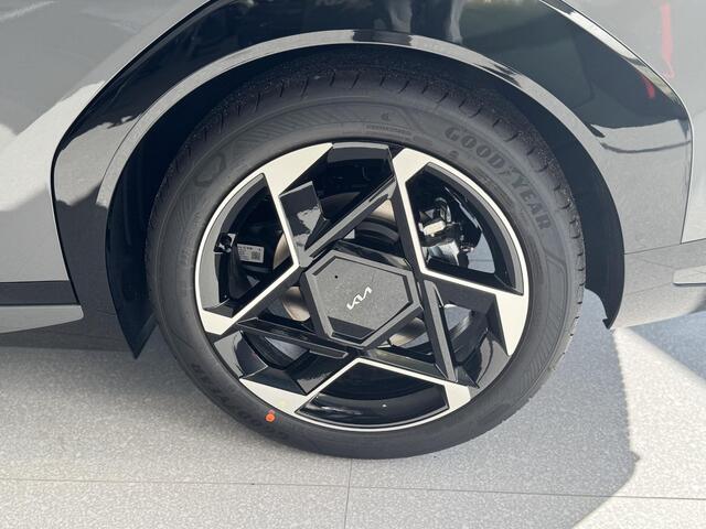 KIA EV4 Fastback GT-PlusLine 81.4 kWh DEMO | Schuif/kanteldak | 360 Camera | Head-up display | Stoelventilatie