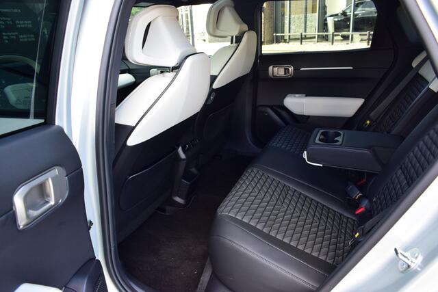 KIA EV4 Fastback GT-PlusLine 81.4 kWh | Direct leverbaar | Demo model