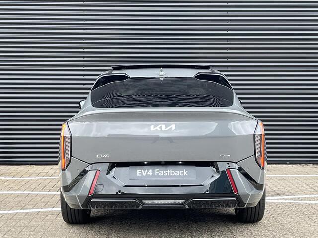 KIA EV4 Fastback GT-PlusLine 81.4 kWh DEMO | Trekhaak | Stoelventilatie | Panoramisch schuifkanteldak | Stoel ventilatie | 360 graden camera | Beschikbaar vanaf 02-2026 |
