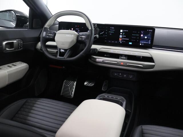 KIA EV4 Fastback GT-PlusLine 81.4 kWh | Trekhaak | Panoramaschuifdak | Head-up display | Stoelventilatie voorstoelen | Harman Kardon |