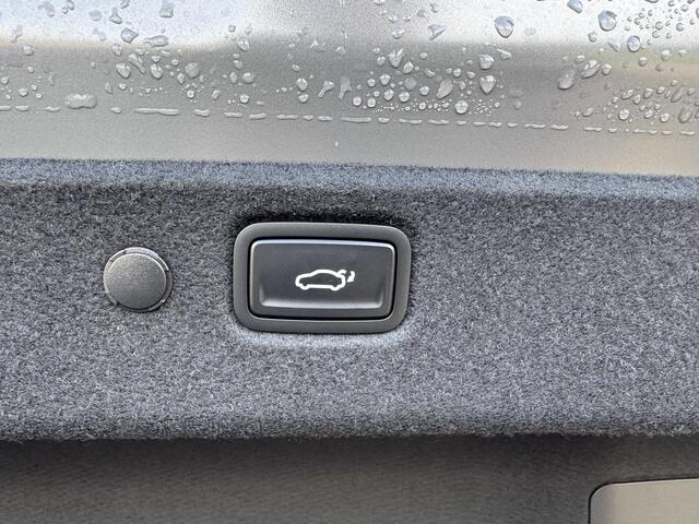 KIA EV4 Fastback Plus Advanced 81.4 kWh , Direct Leverbaar!, Inclusief 3000 euro Inruilpremie!, Complete Uitvoering!, Voorraadkorting!