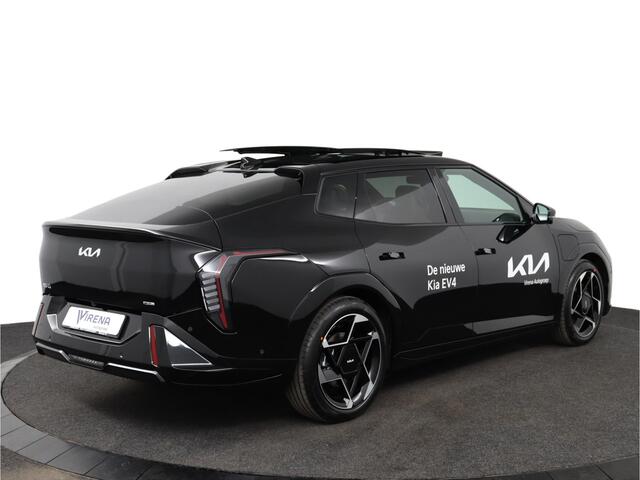 KIA EV4 Fastback GT-PlusLine 81.4 kWh - Stoelverwarming/ventilatie - Glazen Schuif-/kanteldak - Elektrisch verstelbare voorstoelen - Dodehoekcamera - Head-up display - Fabrieksgarantie tot 09-2032