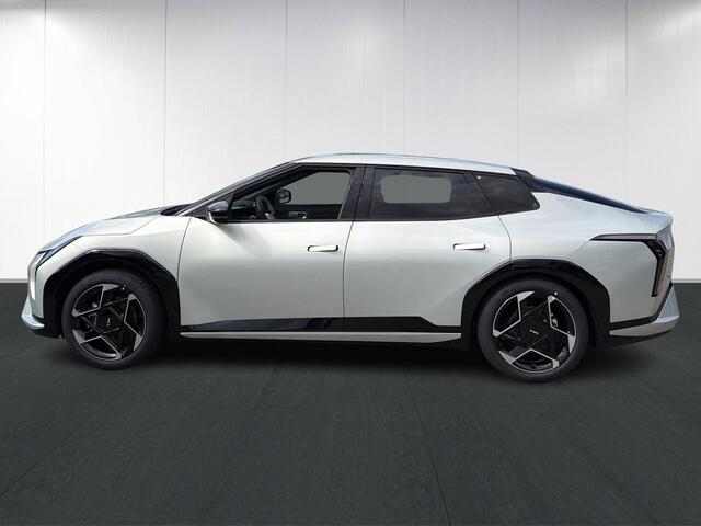 KIA EV4 Fastback GT-Line Business Edition 81.4 kWh | Stoel- en stuurwielverwarming | Adaptieve Cruisecontrol | Privacy glass | Achteruitrijcamera | Elektrisch verstelbare voorstoelen |